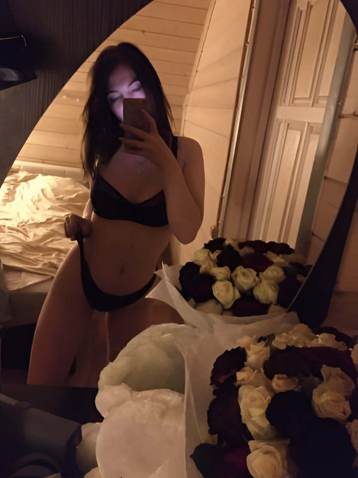 Индивидуалка Надюша, доступна для личного знакомства от 2000 руб