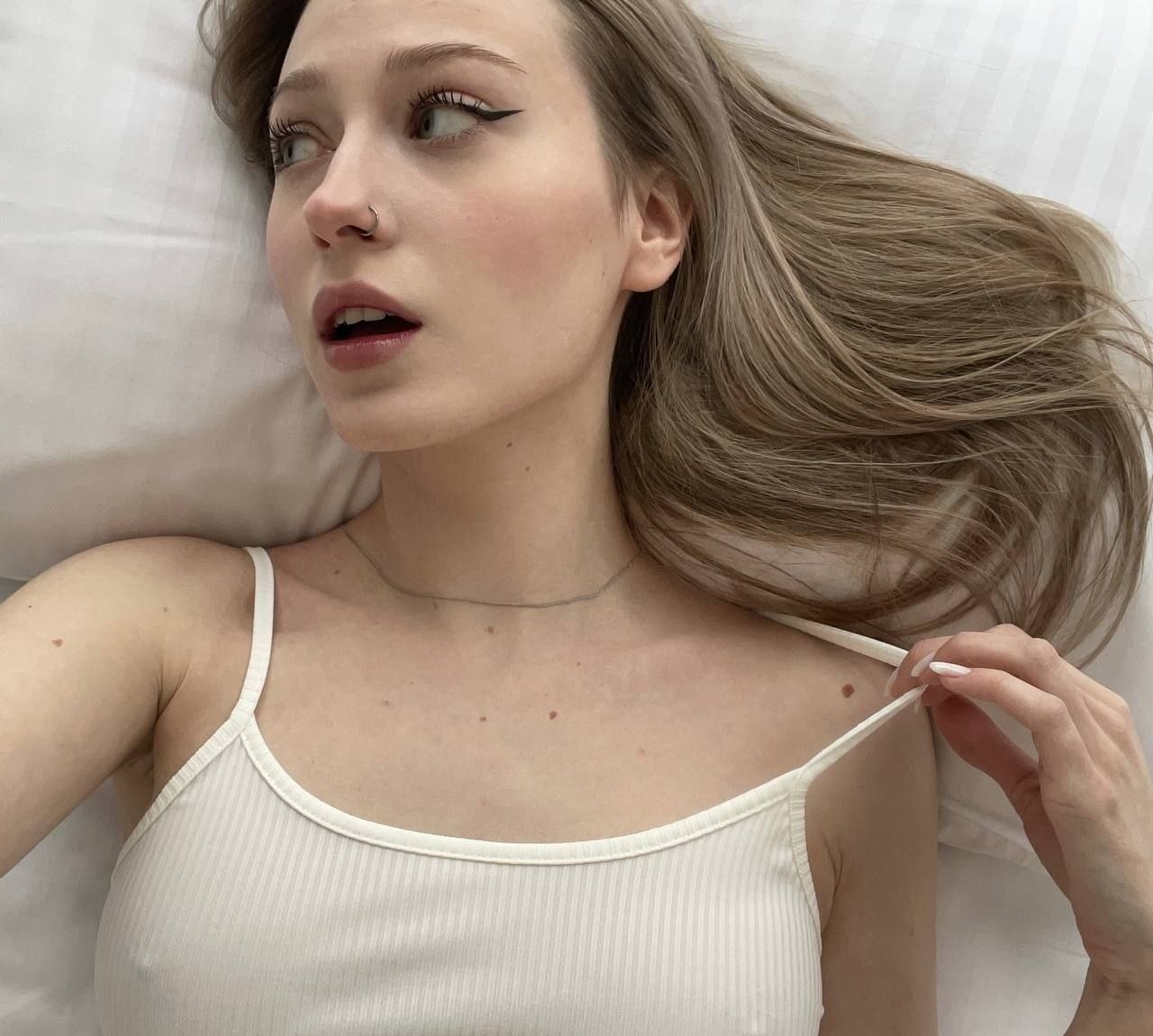 Юлия привлекательная девушка из Талица цена от 3000 руб